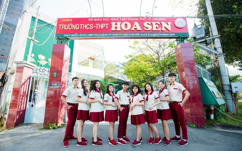 Trường nội trú THCS - THPT Hoa Sen