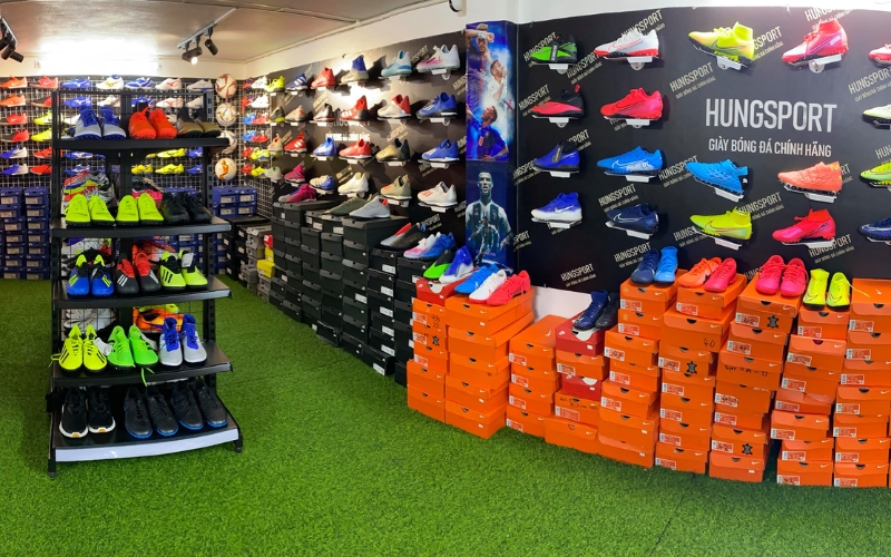 cửa hàng bán giày đá bóng Hùng Sport Store