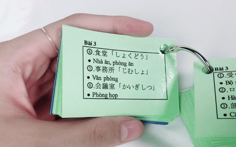 Ghi nhớ Kanji thông qua flashcard